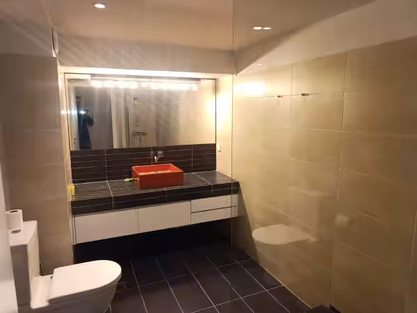 Bathroom 2