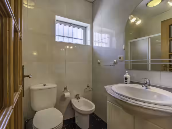 Bathroom 2
