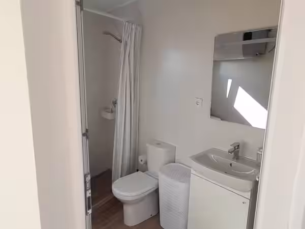 Toilet 2