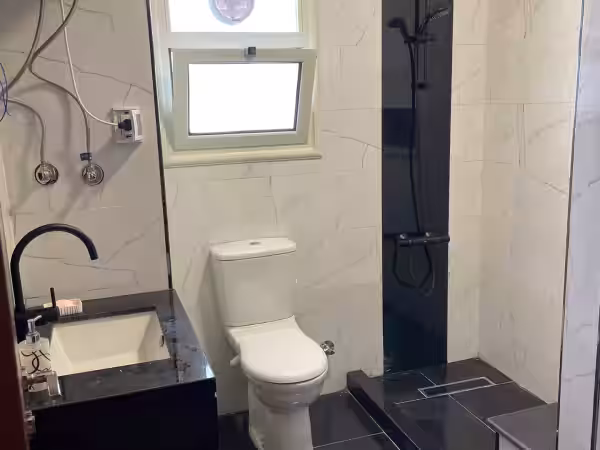 Bathroom 2