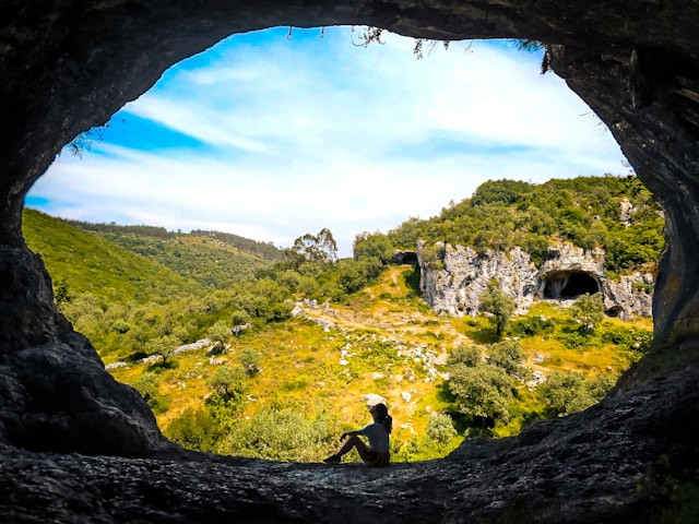 Portugal caves