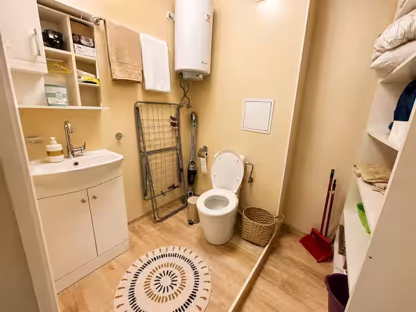 WC