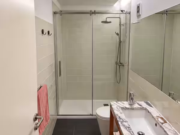 Bathroom 2
