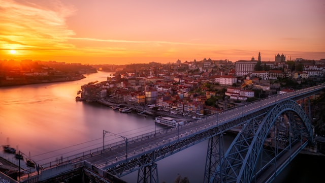 Best time to visit Porto