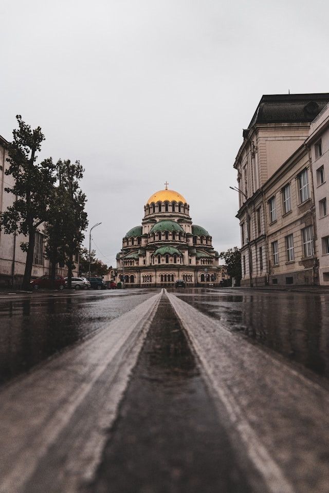 Flexible, deposit-free stays in Sofia