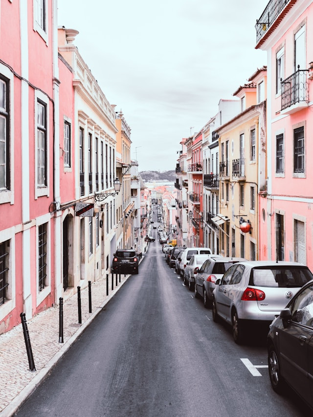 How to rent an apartment in Lisbon, Portugal