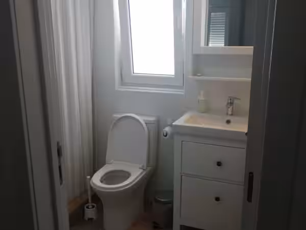 Toilet 1