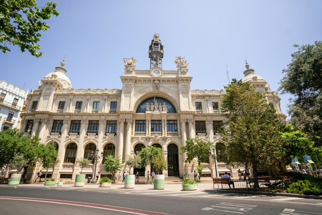 Valencia, Spain - destination for digital nomads in 2025, cost of living, quality of life, apartments, rentals, accommodation