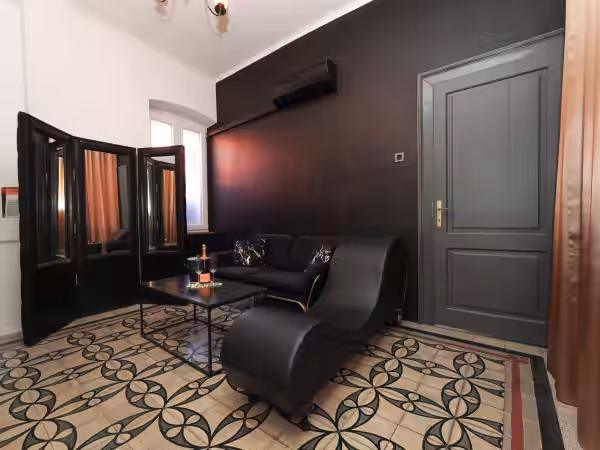 Salon