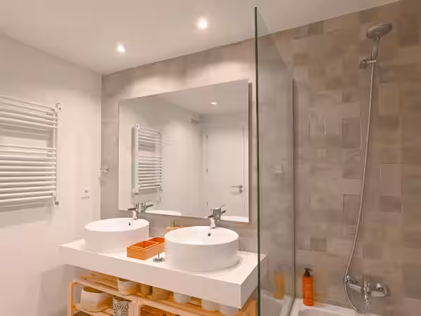 Bathroom 2